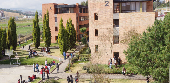 Auxiliar de Laboratorio - FCSA