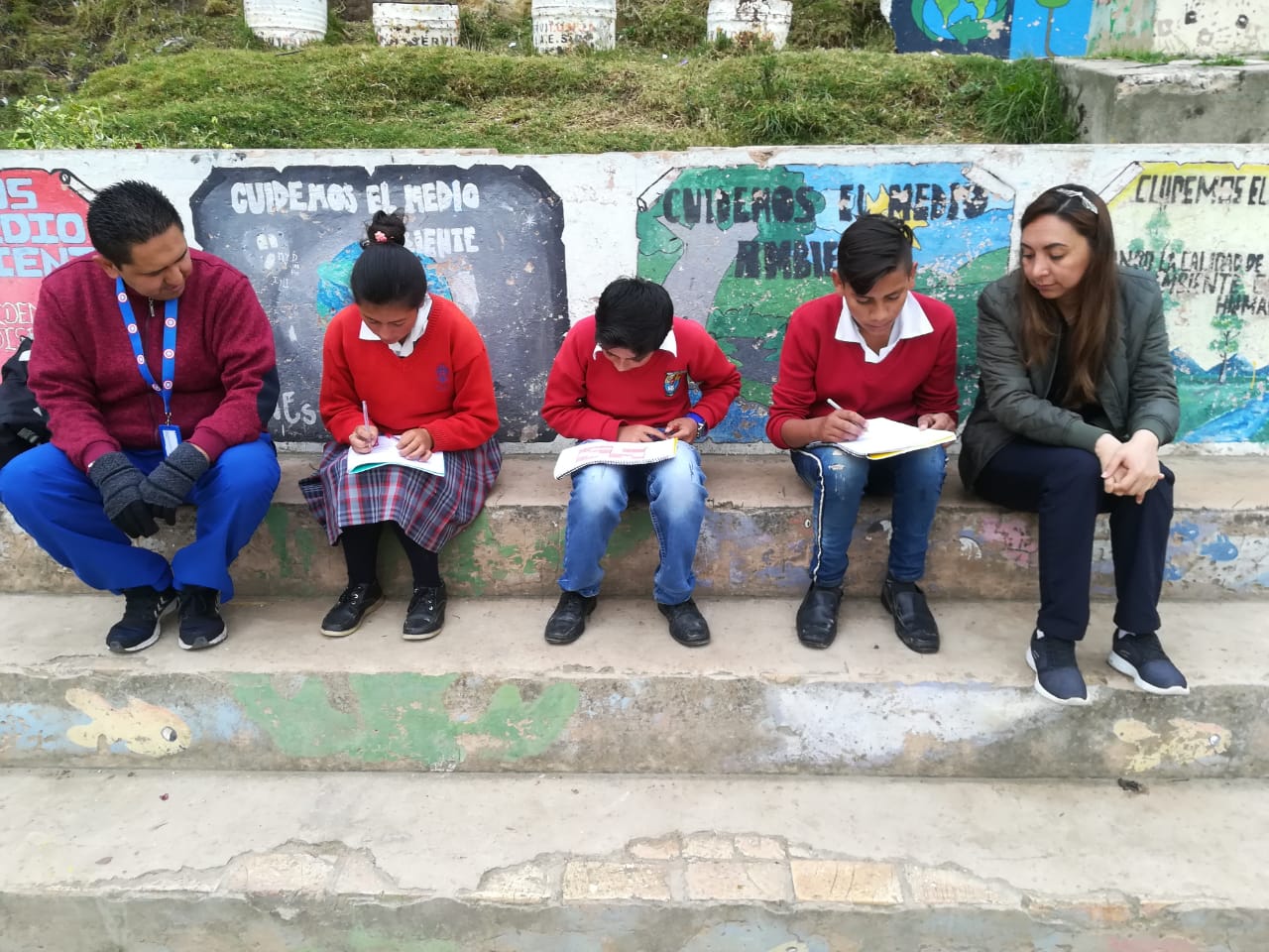 Escolares de la institución educativa rural del sur, vereda Runta abajo
