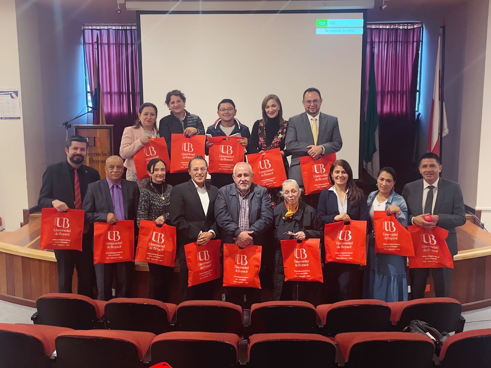 Grupo de Docentes del programa de Derecho y Ciencias Políticas