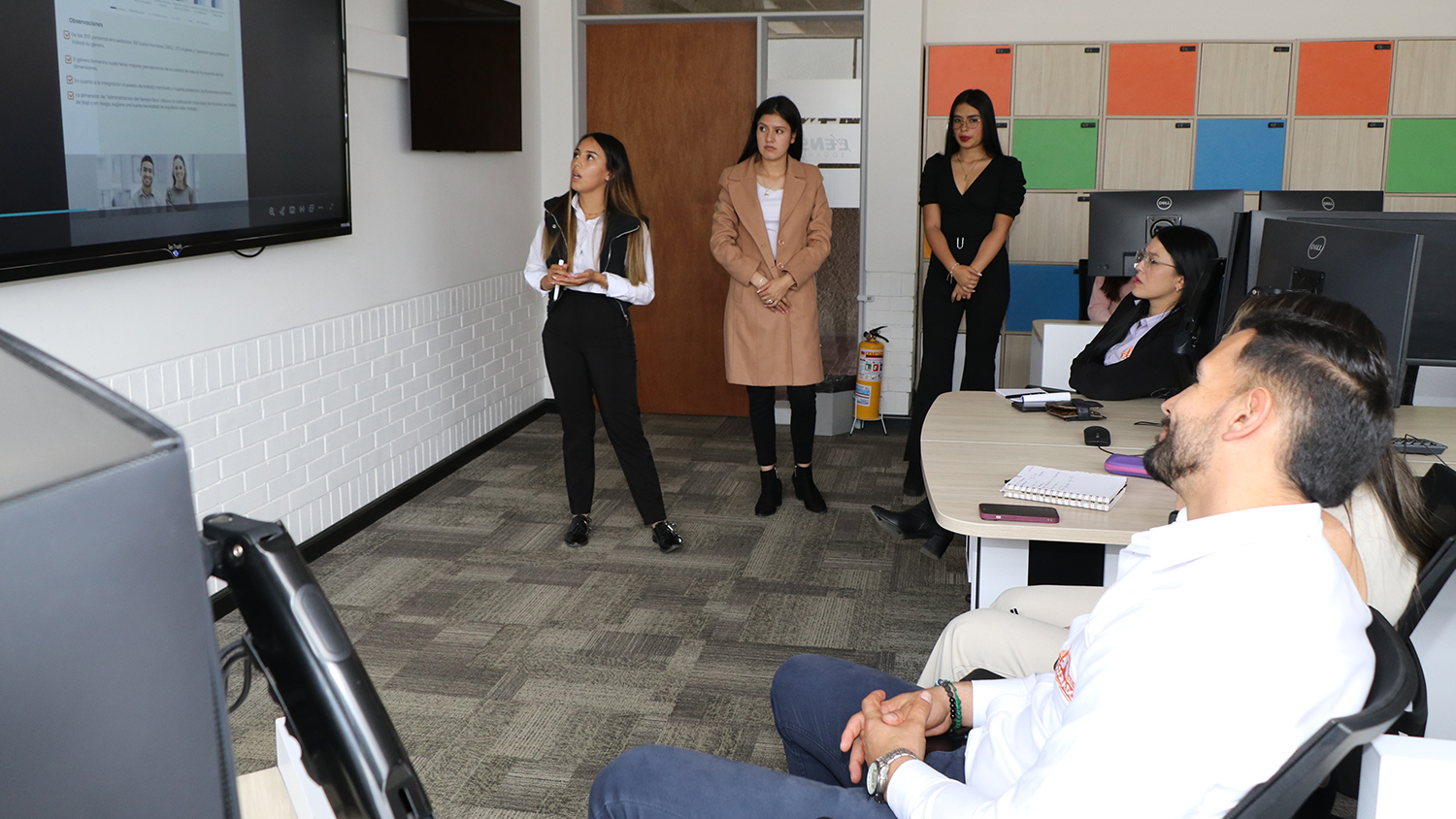 Centro de Simulación Gerencial y de Operación Bursátil - CENSEI