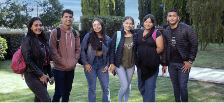 Bienvenida oficial a los estudiantes de primer semestre