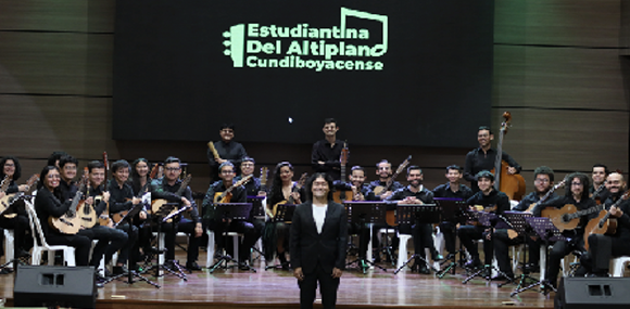 Concierto: Cuerdas que Vibran por Colombia. Estudiantina del Altiplano Cundiboyacense