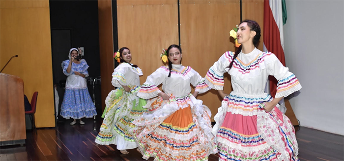 Encuentro de Danza Folclórica Red CODES