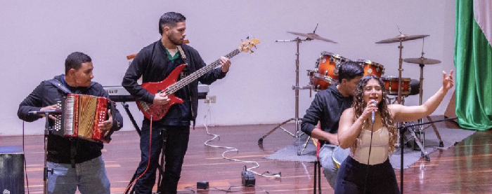 Acompaña y apoya el talento musical de la Universidad de Boyacá en el Festival de Canto Red CODES