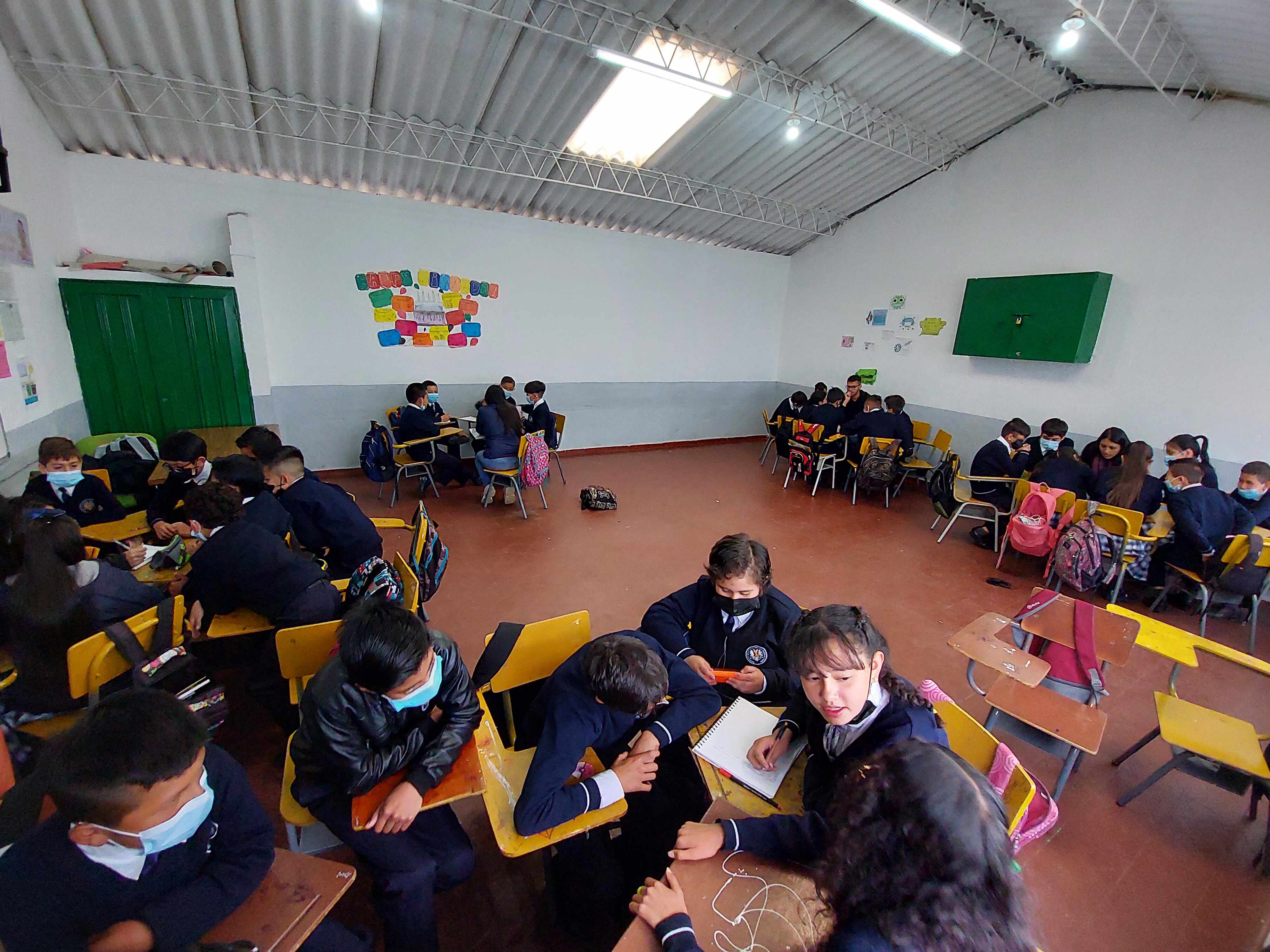 Entre los niños, se generó una interacción natural, encauzada por medio del proyecto de educación popular.