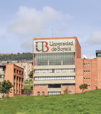 Ven y estudia en la UdB