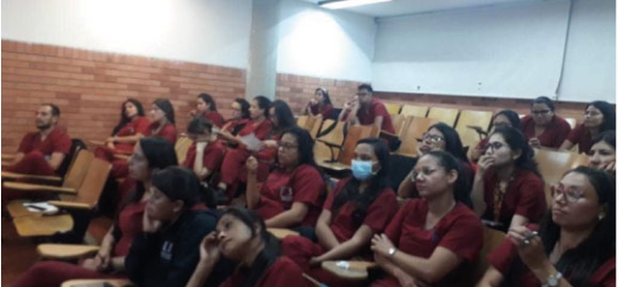 Estudiantes de IX semestre del programa de Fisioterapia