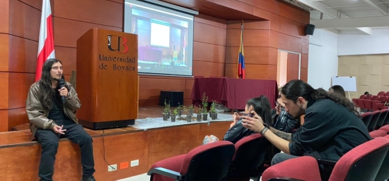 Humberto integrante de Radio Parlante Rebeldía Popular