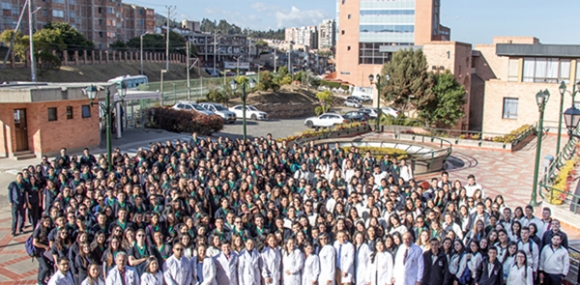 El Programa de Medicina celebra la Acreditación de Alta Calidad emitida por el CNA, Ministerio de Educación Nacional