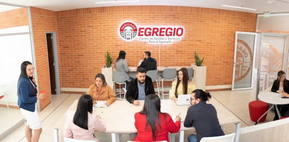 Centro de Gestión y Servicios para el Egresado - Egregio